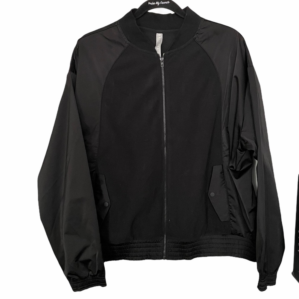 Athleta bomber jacket. EUC. XL